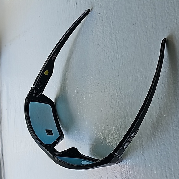 Oakley Men's Sunglasses - Picture 9 of 11